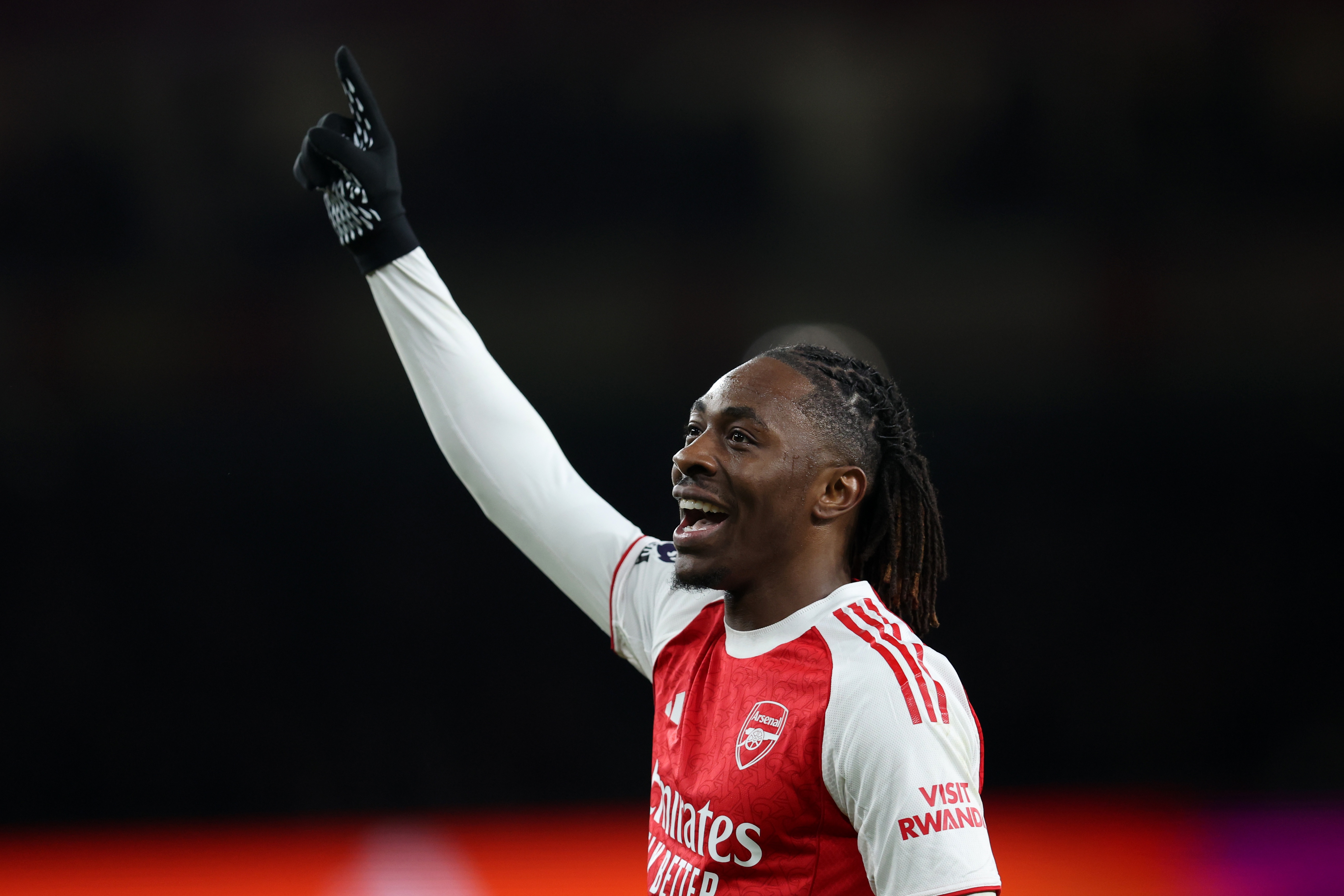 pg电子推荐-出战6场比赛打进2球，官方：埃泽当选阿森纳3月队内最佳球员